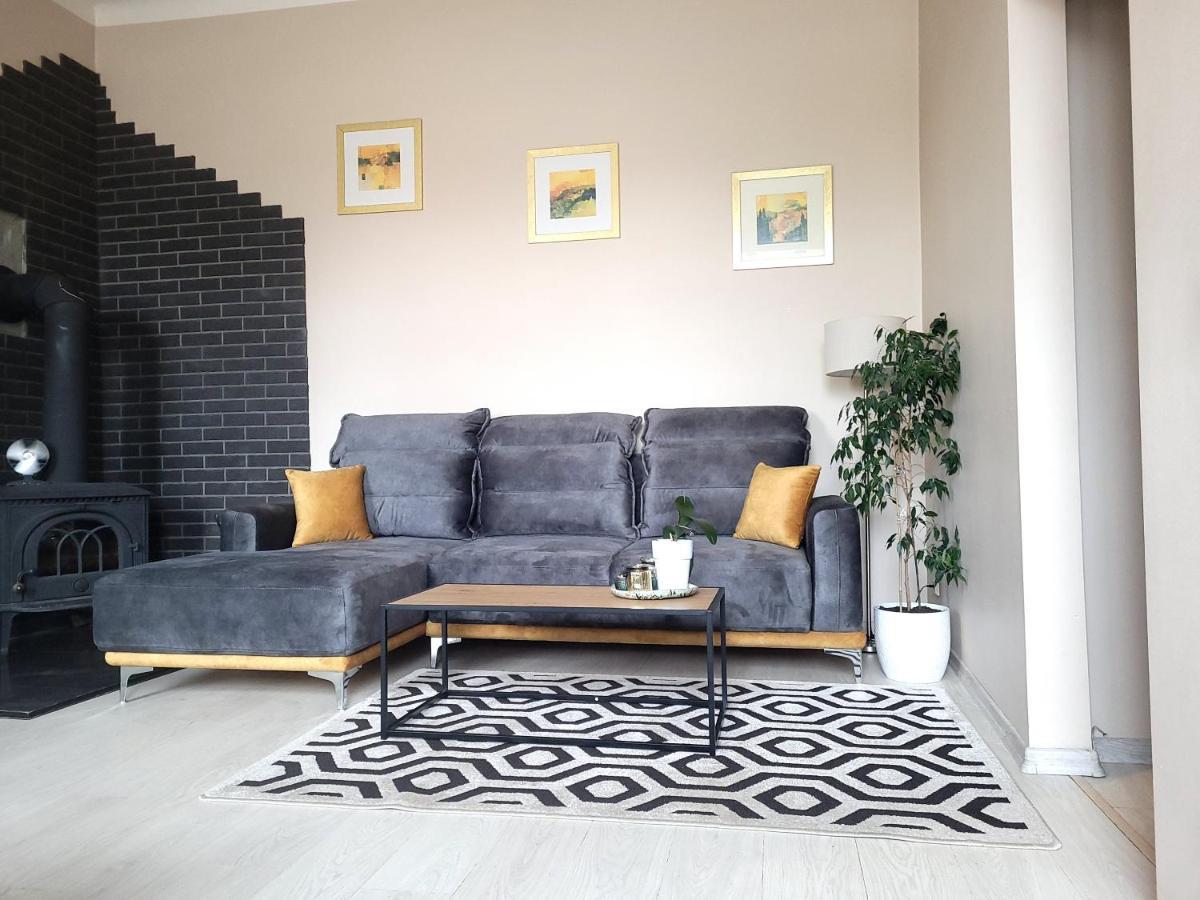 Cozy 2 Room Apartment In The Oldtown Of קלייפדה מראה חיצוני תמונה