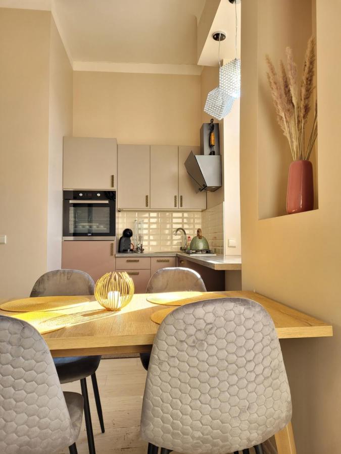 Cozy 2 Room Apartment In The Oldtown Of קלייפדה מראה חיצוני תמונה