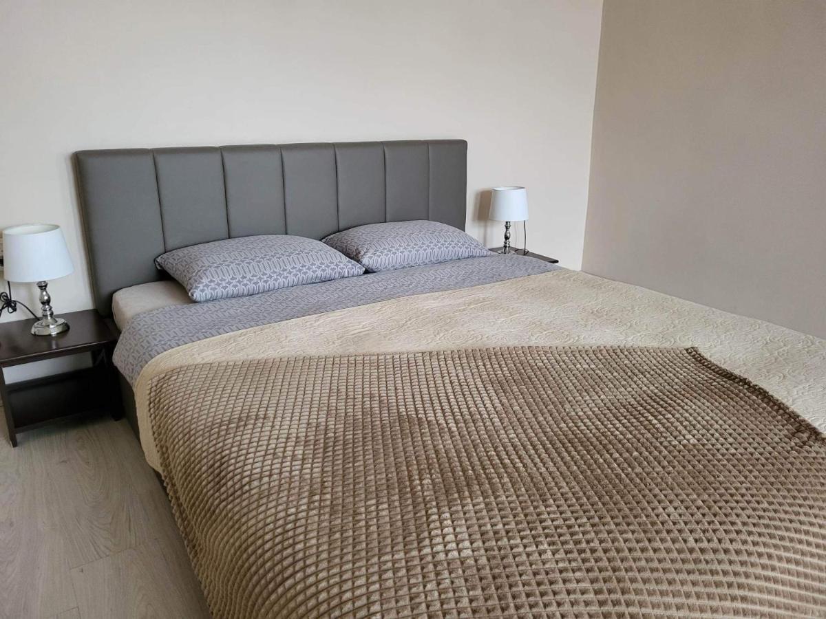Cozy 2 Room Apartment In The Oldtown Of קלייפדה מראה חיצוני תמונה